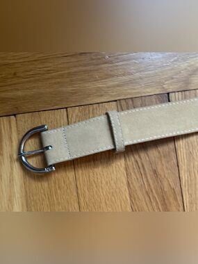 Classic Tan Suede women’s Belt with Silver Buckle